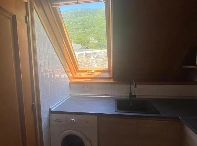 Laurens Apartment